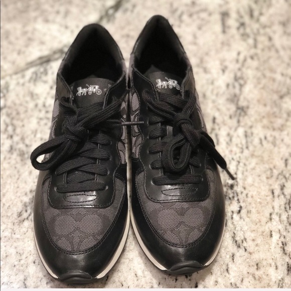 coach c125 runner black